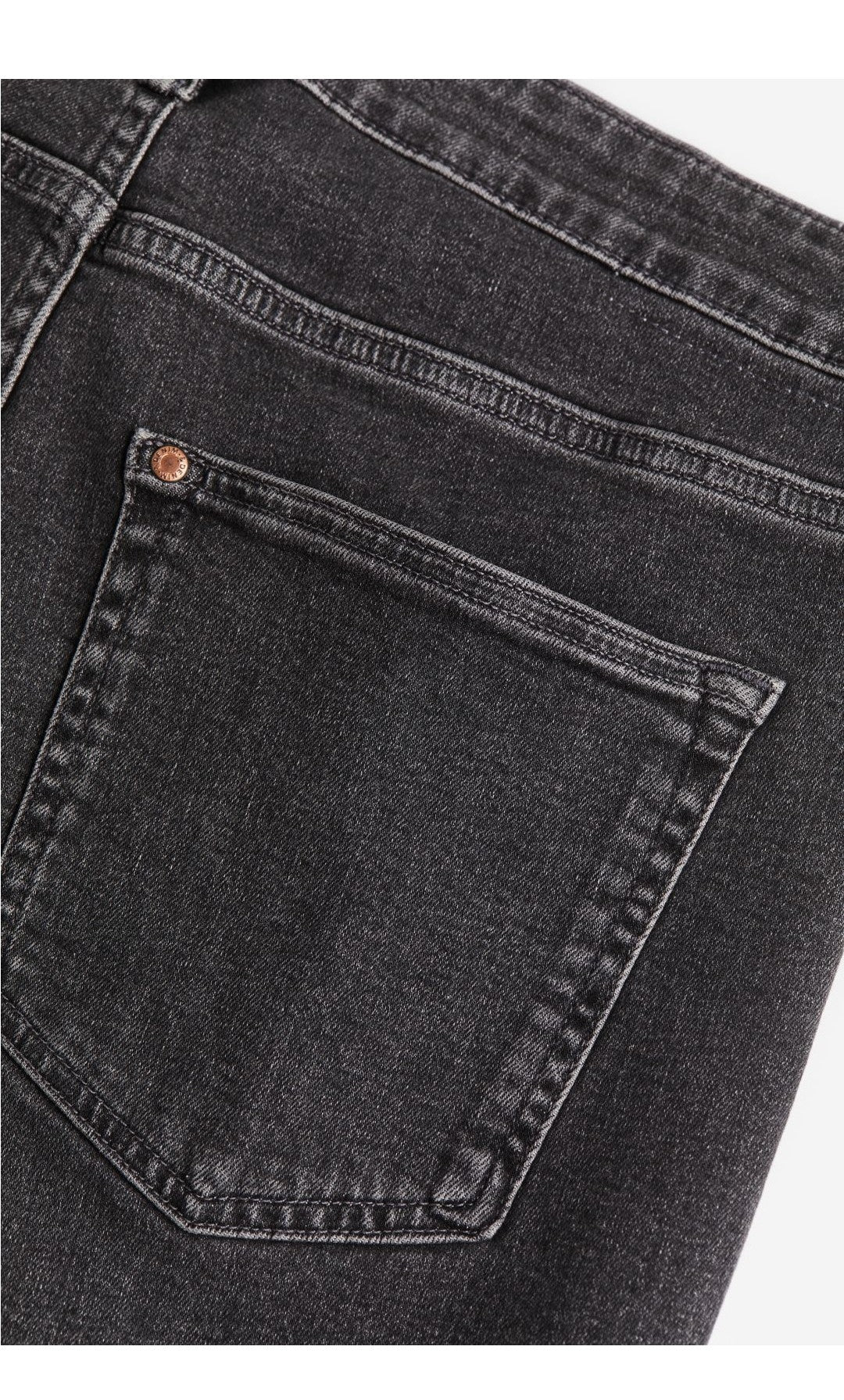 H&M Men's ~ Straight-Leg Regular Jeans ~ Vintage Black & Light-Blue Denim ~ Size 34/32