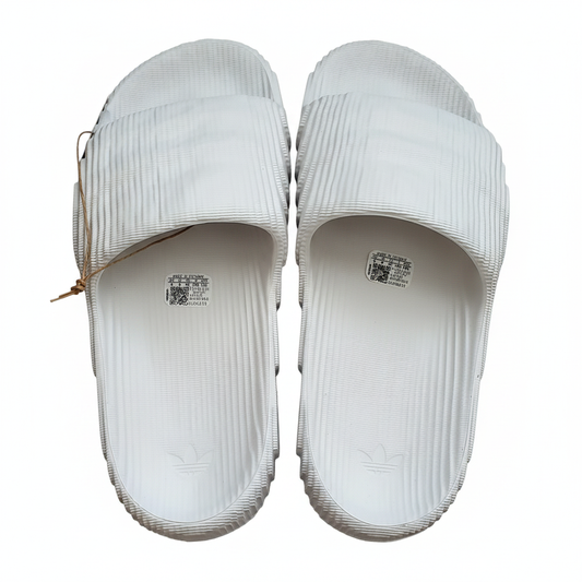 Adilette top view 1:1