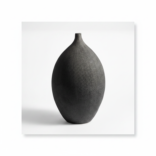 Courtland Vase full view