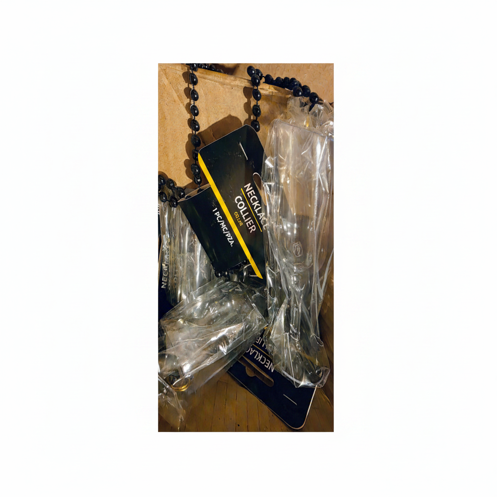 Photo 1 - Black packaging